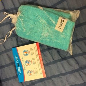 NWT Teal Turbie Twist